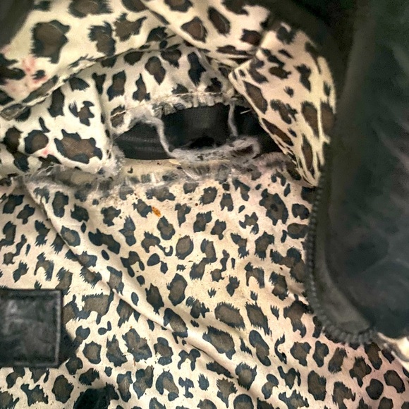 Cache bling hand bad with shoulder strap included. - Picture 9 of 10